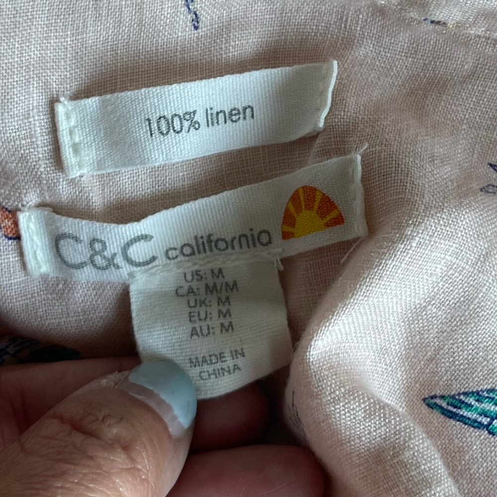 C&C California Pink Umbrella Patterned Shirt 100%‎ Linen Size Medium - Picture 7 of 8